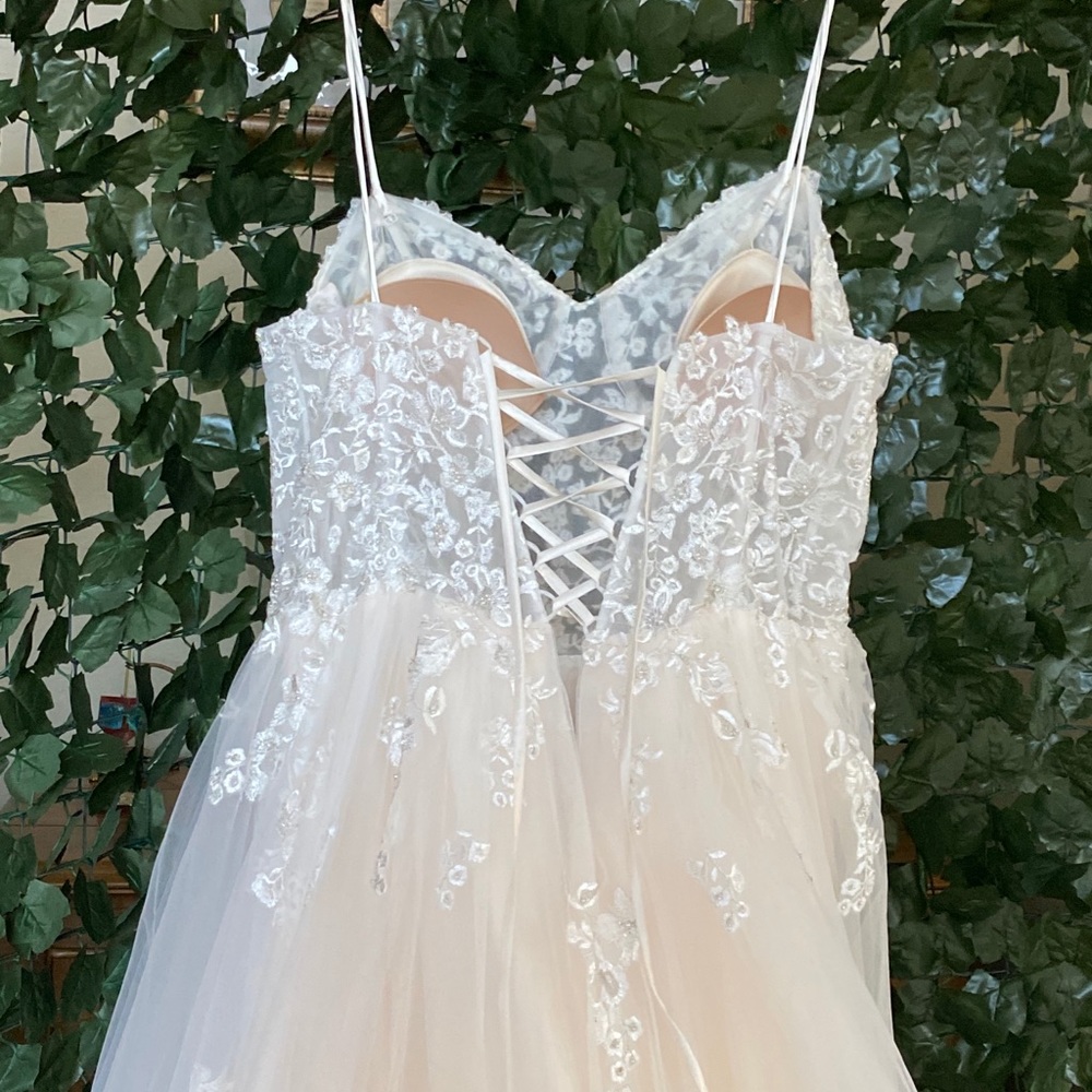 NWT Cocomelody Beatrice Wedding Gown - Picture 3 of 8